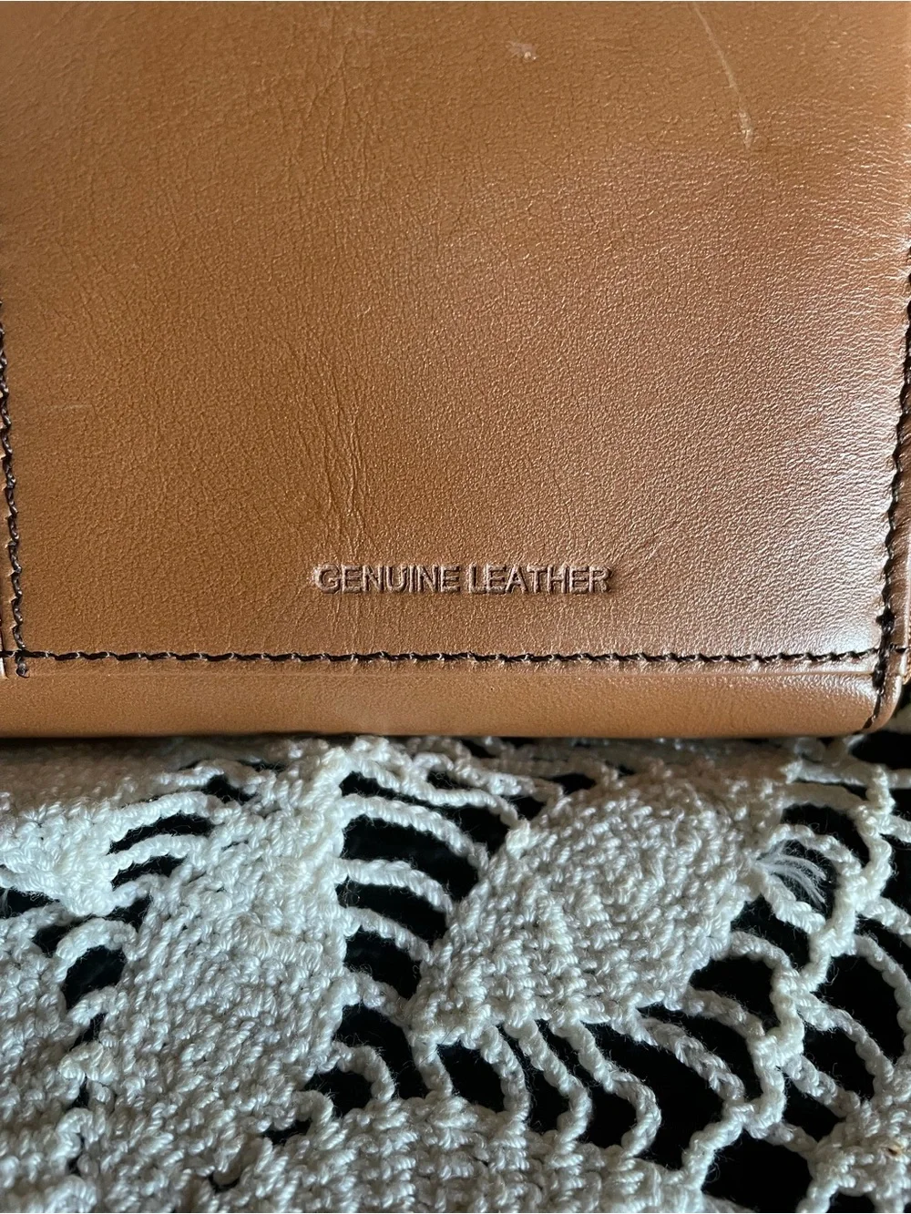 Etienne Aigner classic etienne